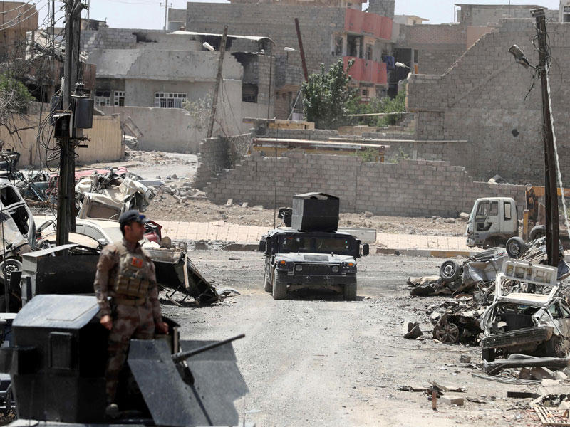 القوات العراقية تتقدم في حي الساحة غرب الموصل