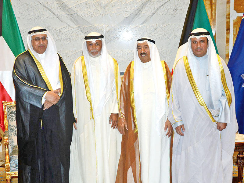 الأمير مستقبلاً العزب والمطاوعة والمطيرات