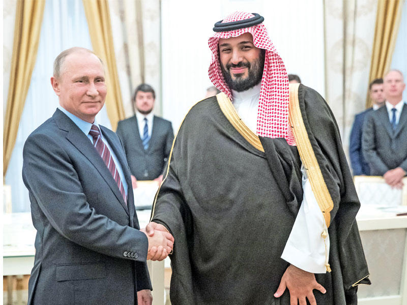 بن سلمان وبوتين في موسكو أمس (رويترز)