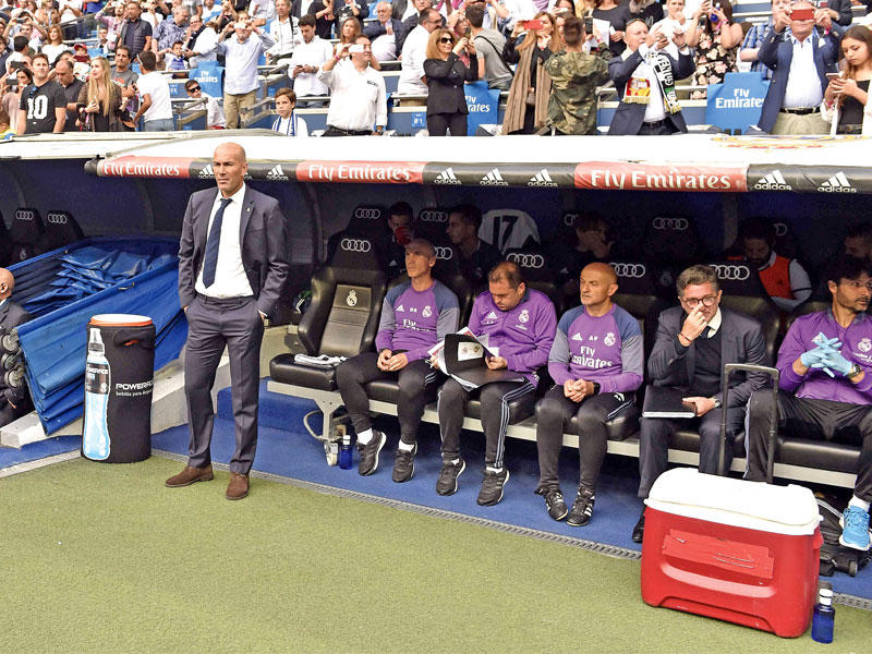 زيدان مدرب ريال مدريد