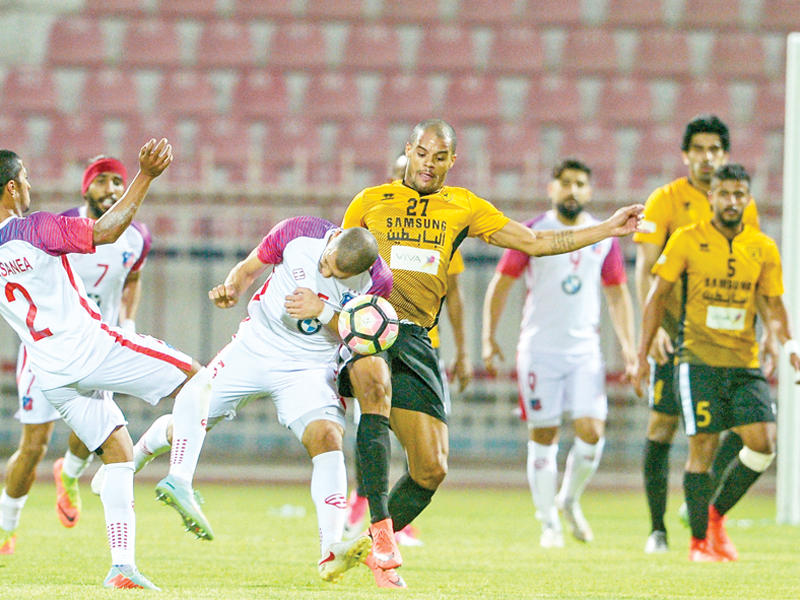 جانب من لقاء الكويت والقادسية 