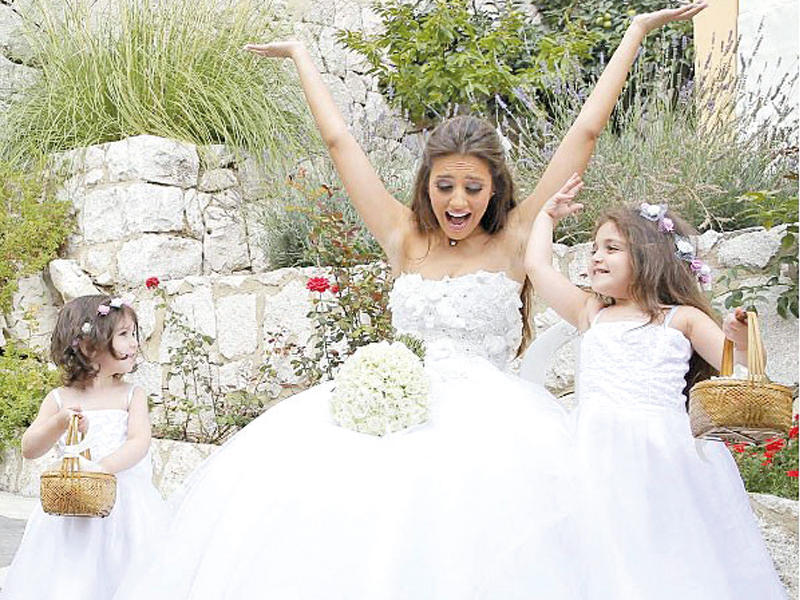  الممثلة إيميه صياح