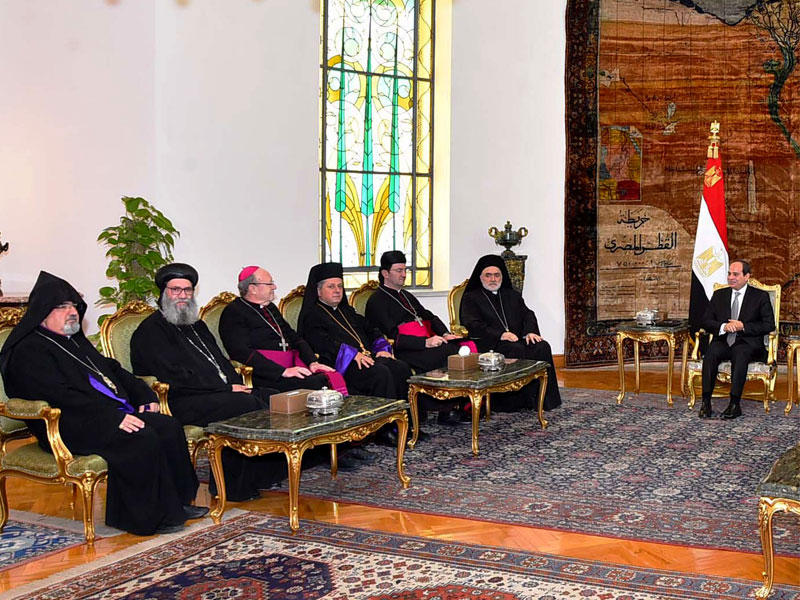 السيسي مستقبلاً وفداً كنسياً من أستراليا أمس 