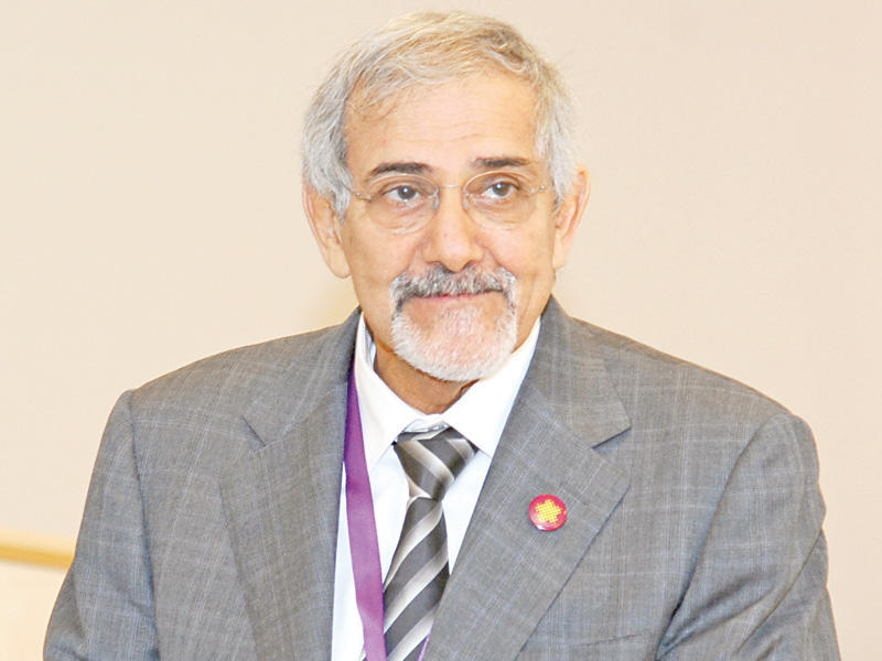 رئيس مجلس أمناء معهد دسمان للسكري د. هلال الساير