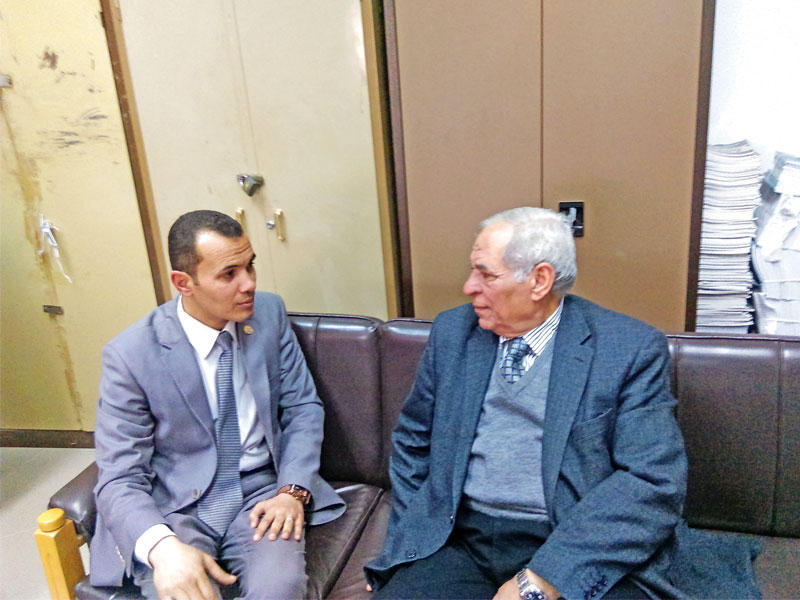 محمد عفيفي متحدثاً إلى محرر «الجريدة»