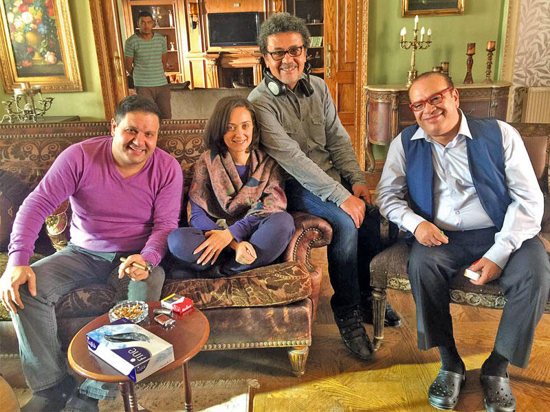 مشهد من مسلسل «لمعي القط»n