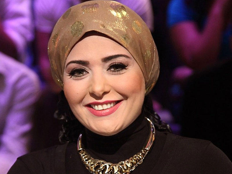  الممثلة   صابرين