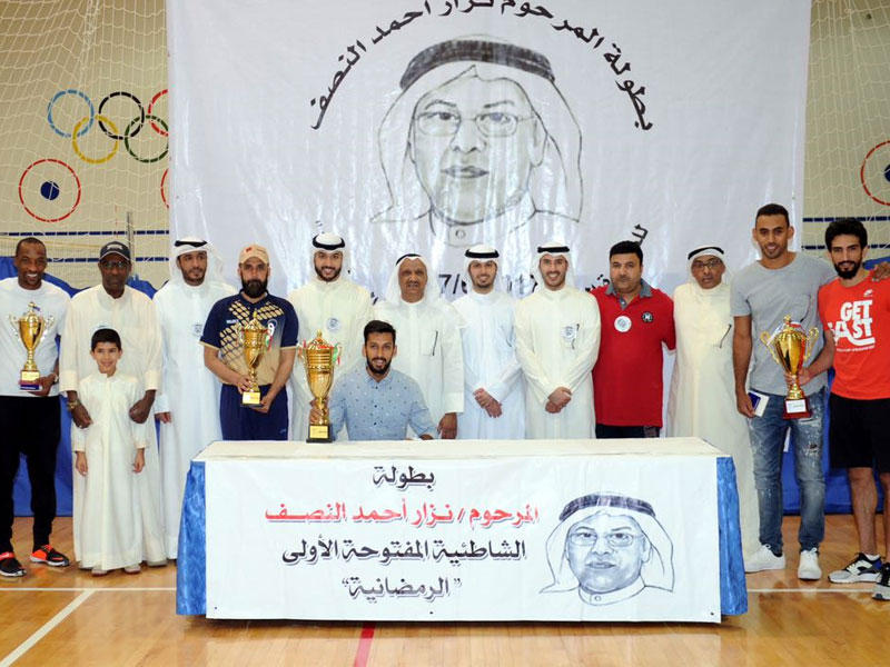 النصف والراشد يتوسطان الفرق الفائزة