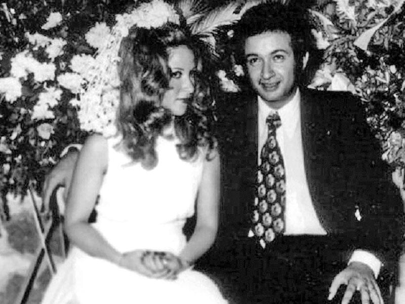 نور الشريف وبوسيn