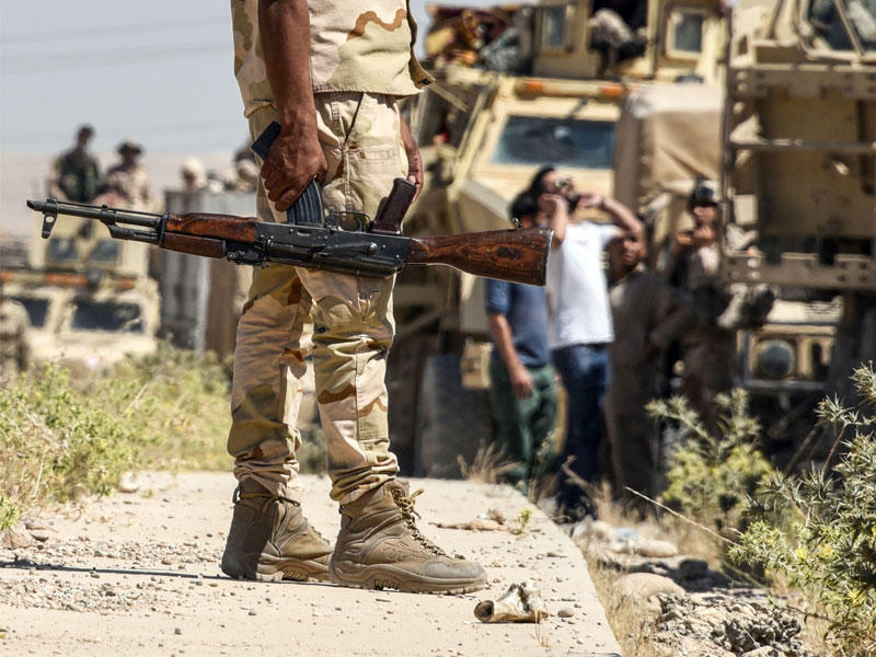 القوات الحكومية العراقية تسقط طريقا إلى تلعفر