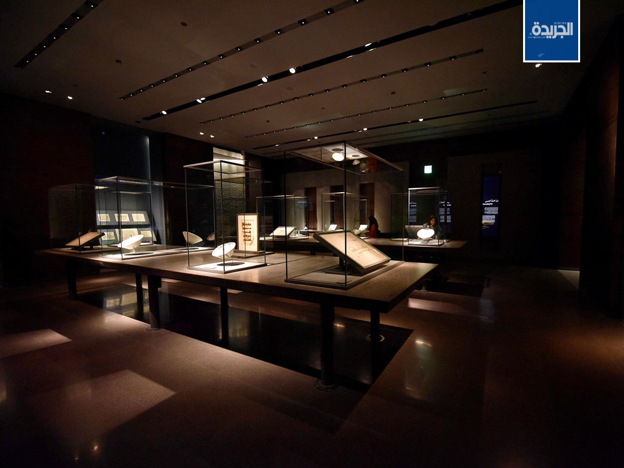 مجموعة مقتنيات المتحف من المخطوطات والخزف والمشغولات المعدنية التي جمعت من ثلاث قارات