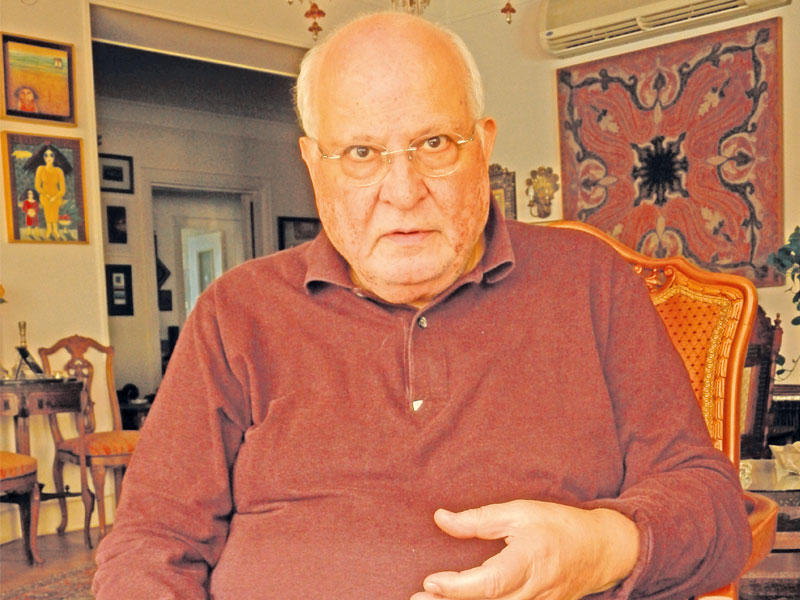 الفنان والناقد التشكيلي د. مصطفى الرزاز