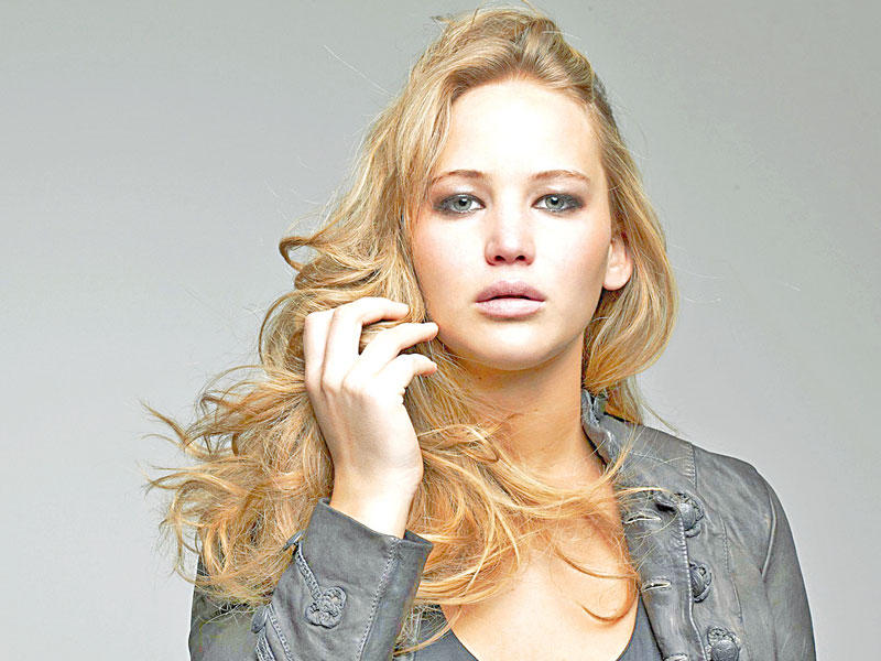 الممثلة الأميركية الشهيرة جنيفر لورانس