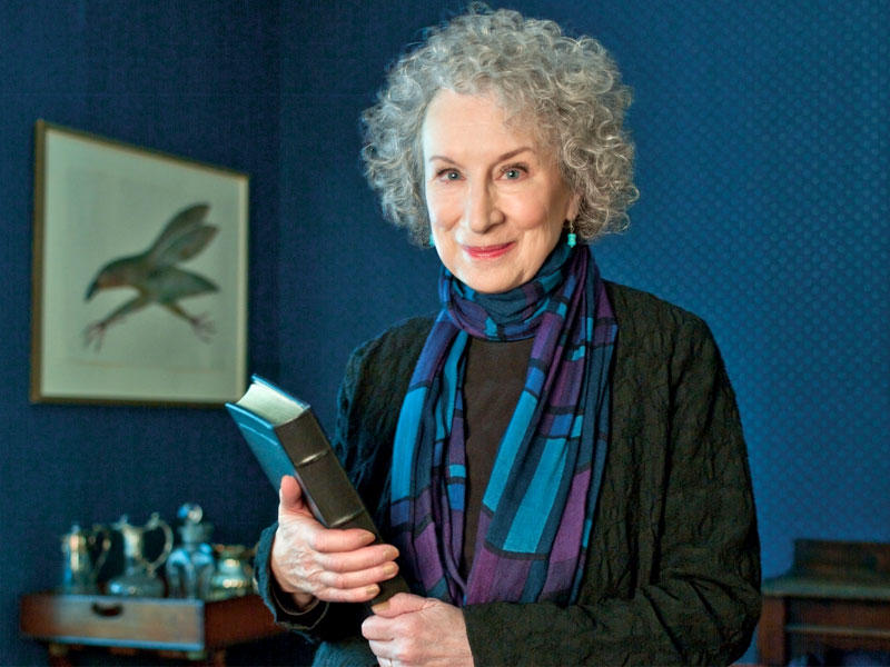 الكاتبة الكندية  مارغريت أتوود