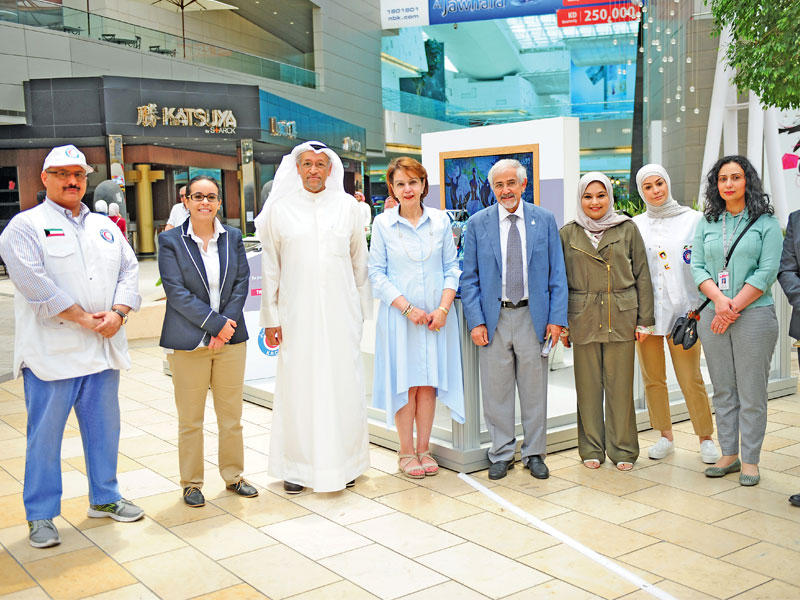 الساير متوسطاً المشاركين في فعاليات المبادرة