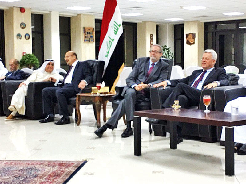 مشاركون في غبقة السفارة العراقيةn