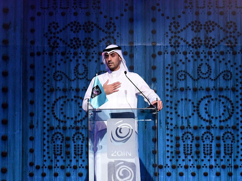 الخرافي ملقياً كلمته في غبقة «زين»