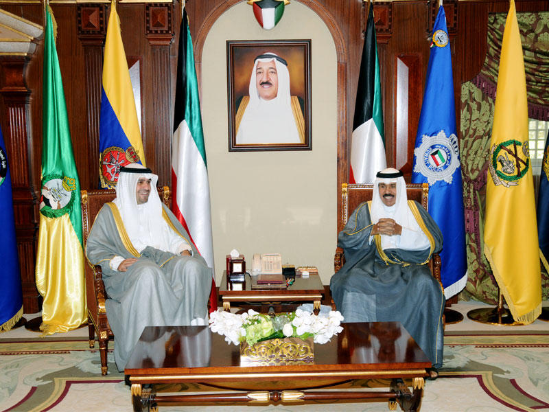 ولي العهد مستقبلاً وزير المالية أمس