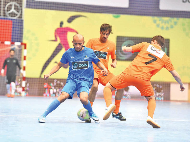 جانب من مباراة فواز للتبريد وكاظمة