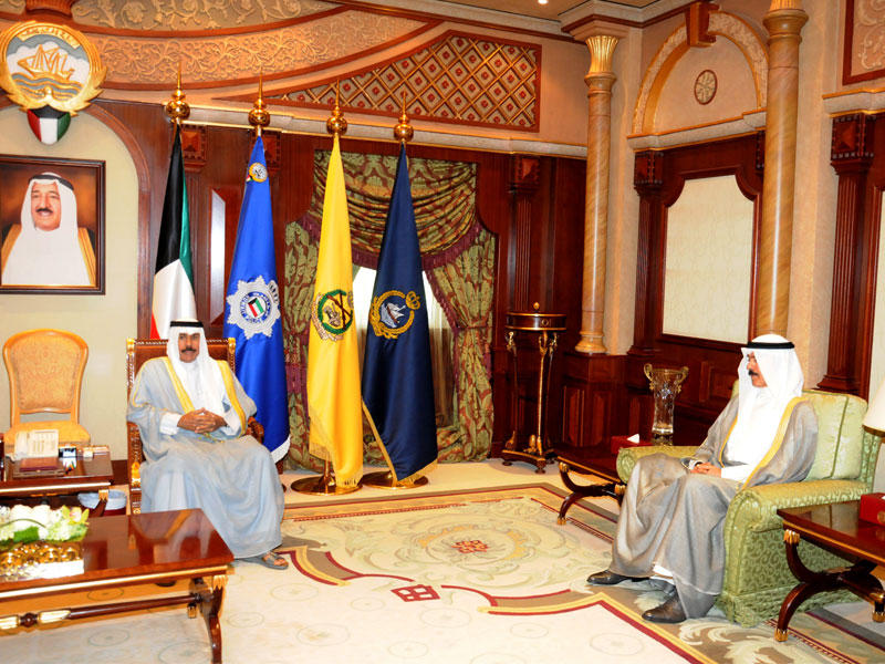 ولي العهد مستقبلاً وزير الدفاع أمسn