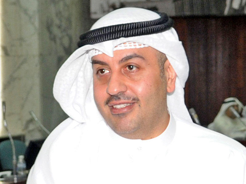  رئيس اللجنة علي الموسى