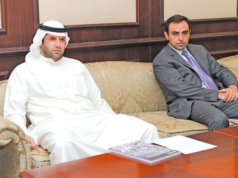 العيسى خلال اجتماع الجمعية العمومية (تصوير نوفل إبراهيم)