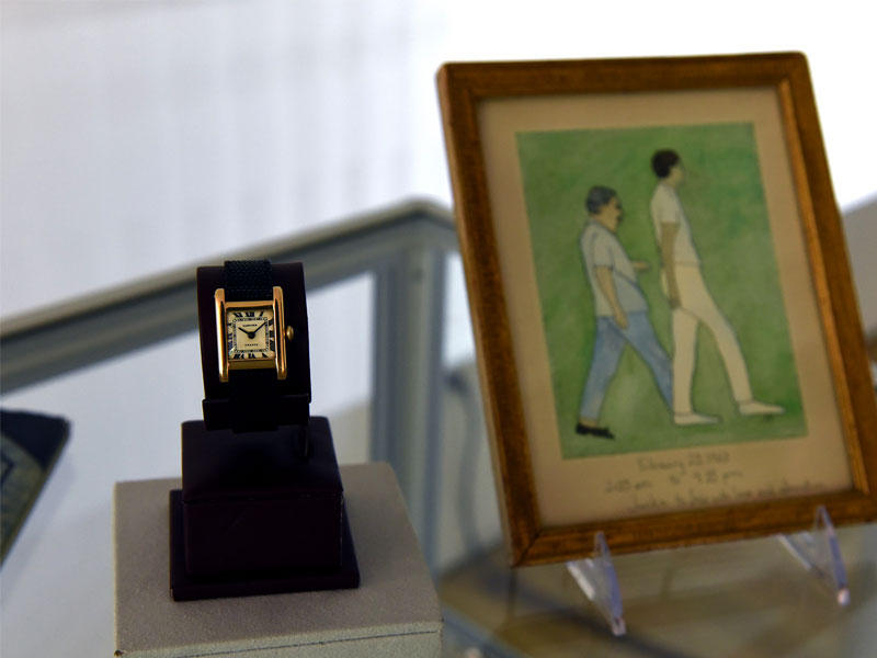 ساعة جاكي كينيدي 