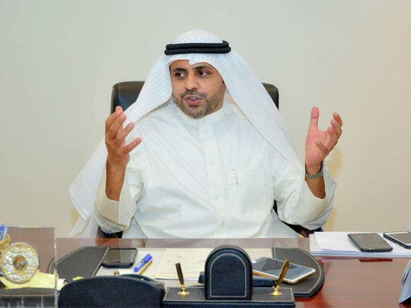 وزير الدولة لشؤون البلدية وزير الأوقاف محمد الجبري