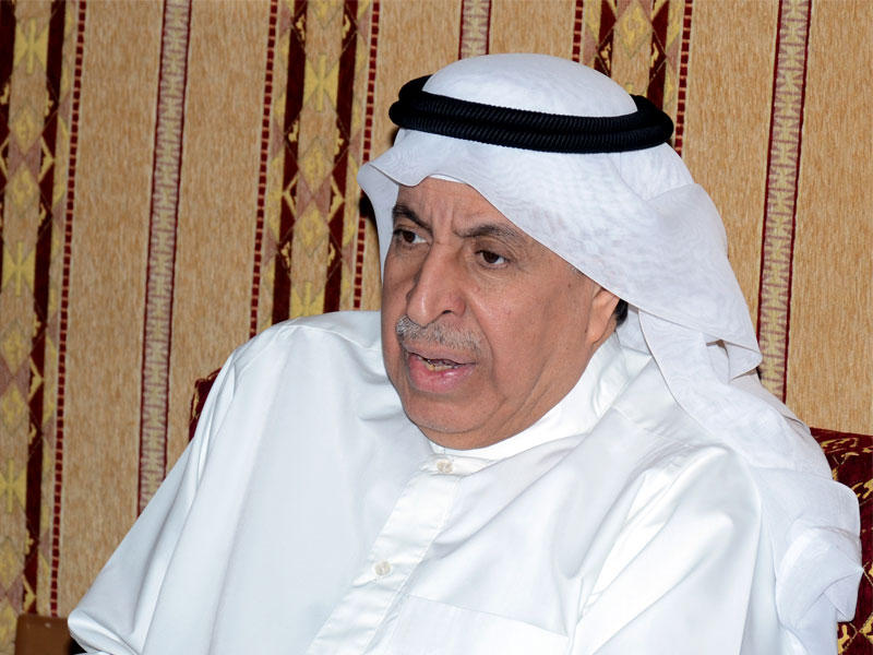 د. الفايز متحدثا للمواطنين