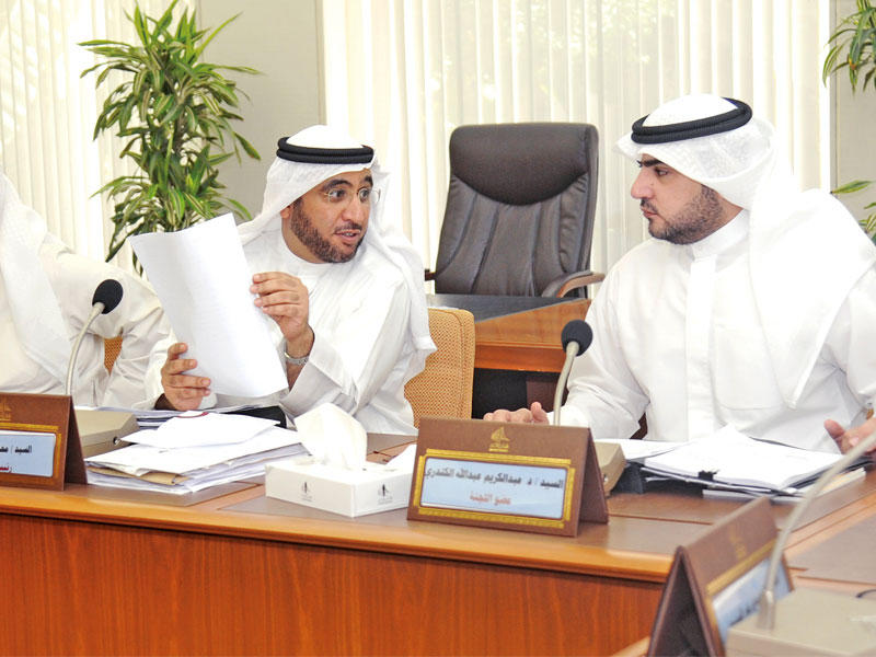 جانب من اجتماع سابق للجنة التشريعية