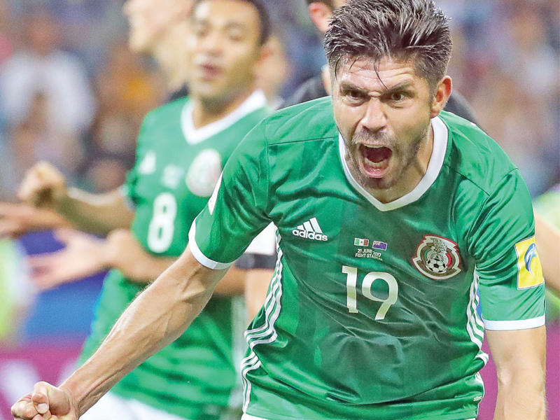 بيرالتا نجم المنتخب المكسيكي