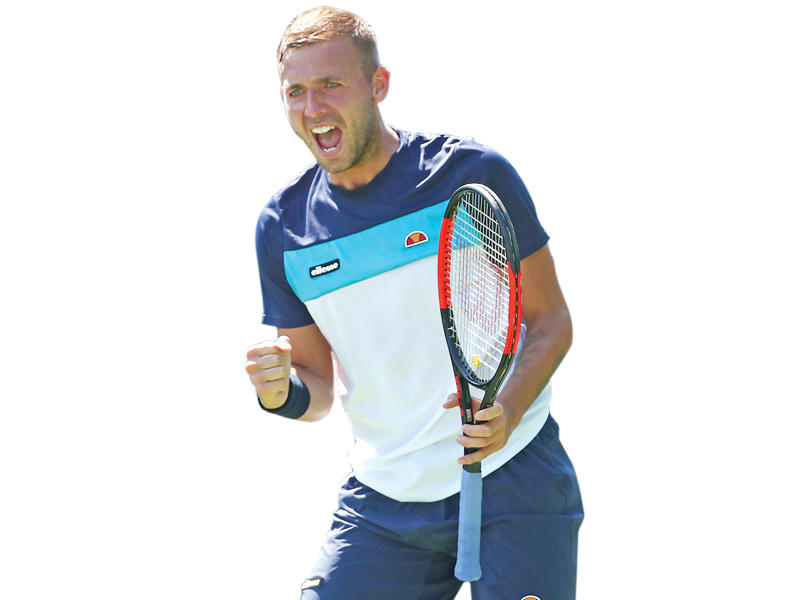  لاعب كرة المضرب البريطاني دان إيفانز 