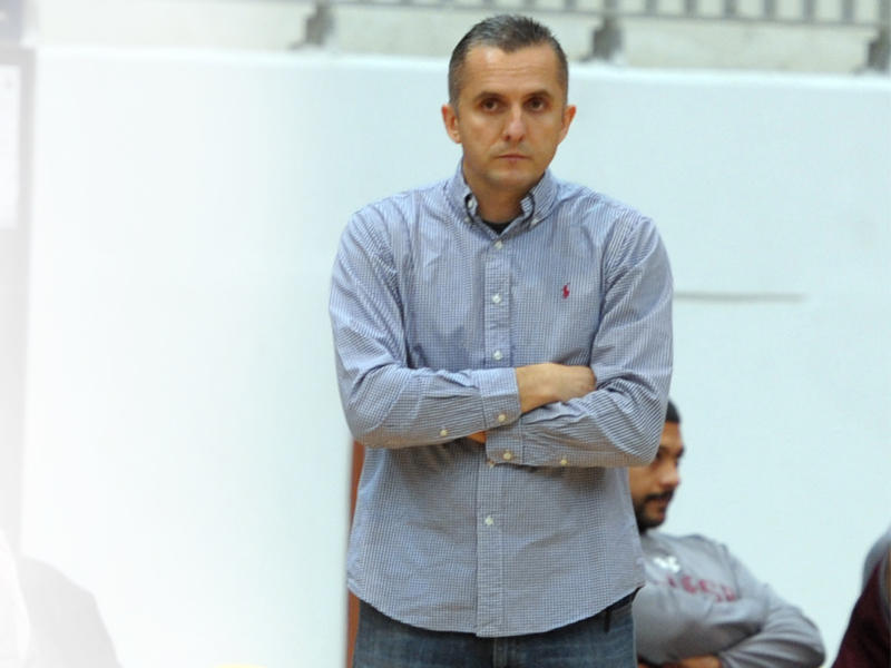  مدير لعبة كرة السلة بنادي النصر أحمد الديحاني 