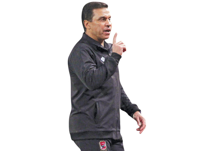  المدير الفني حسام البدري