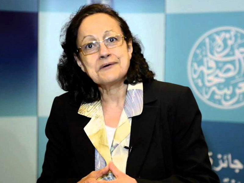 المستشارة السابقة لرئيس الجمهورية الكاتبة سكينة فؤاد