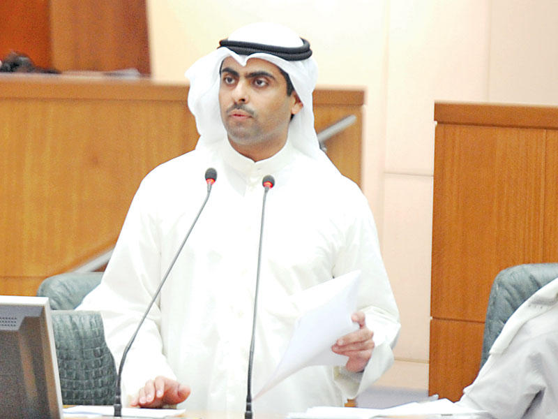  النائب رياض العدساني