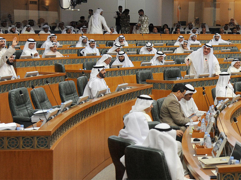 جلسة سابقة لمجلس الأمة