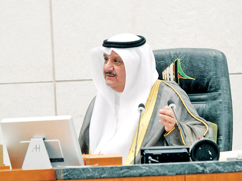 عيسى الكندري