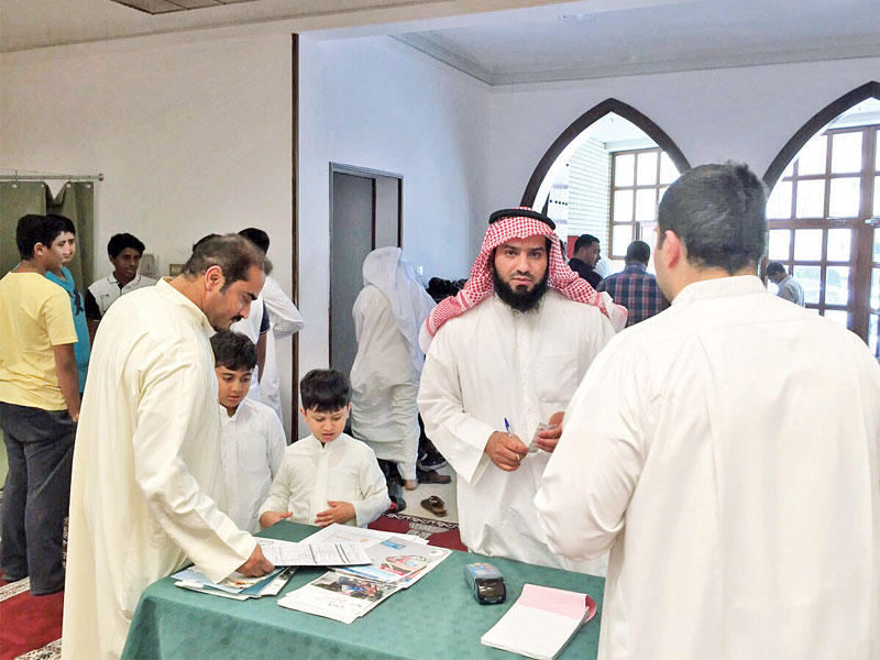 جانب من تبرعات الجمعيات الخيرية   (أرشيف)