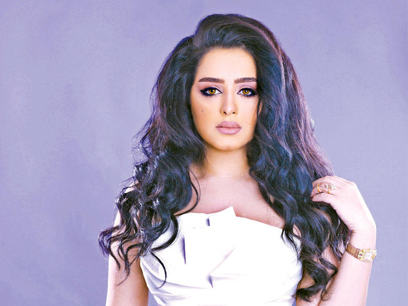  الفنانة البحرينية المهرة