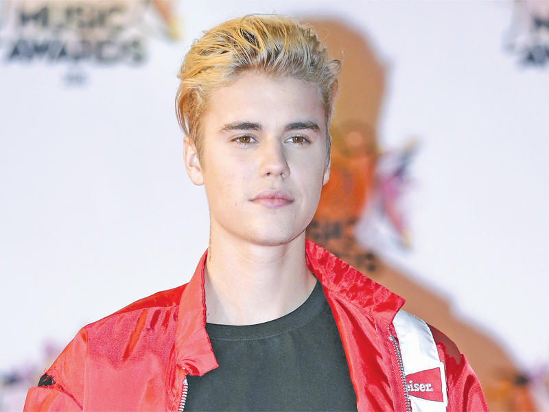 المغني الكندي جاستن بيبر