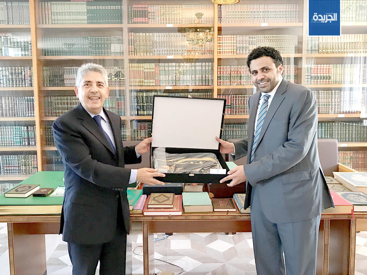 الجبري مع الأمين العام للمركز الثقافي الإسلامي عبدالله رضوان