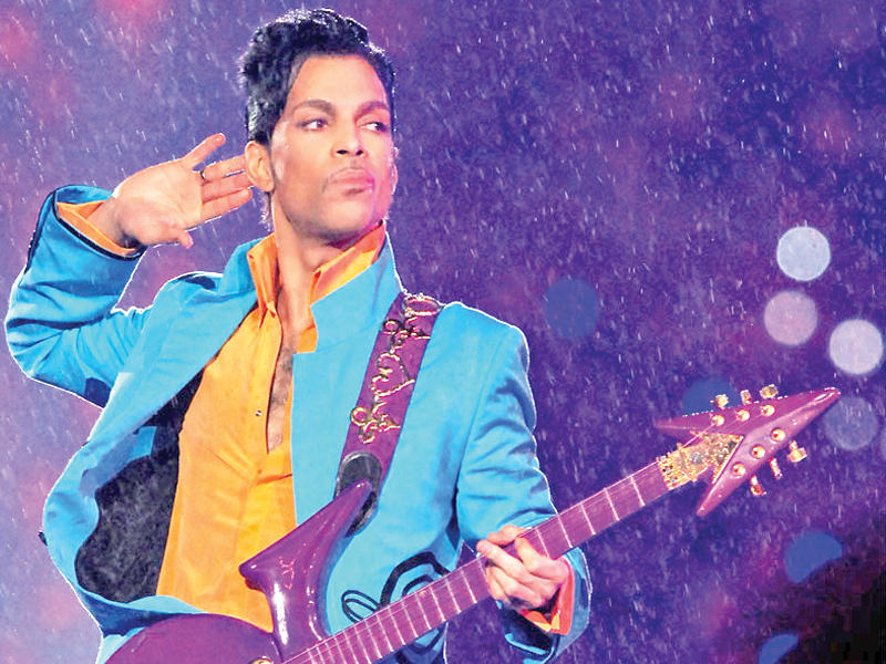  الفنان برينس