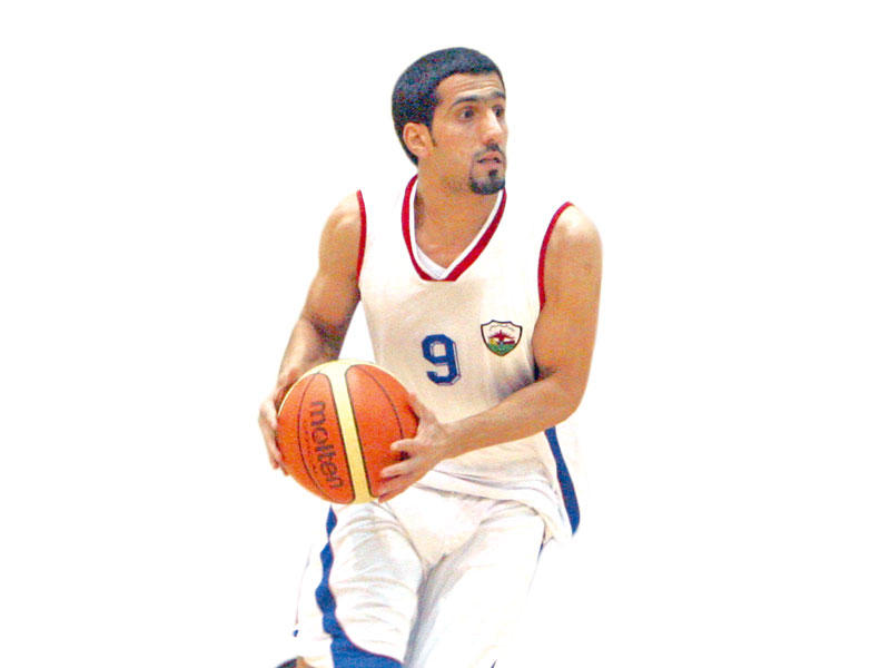  لاعب نادي الجهراء والمنتخب الوطني السابق يحيى كليب