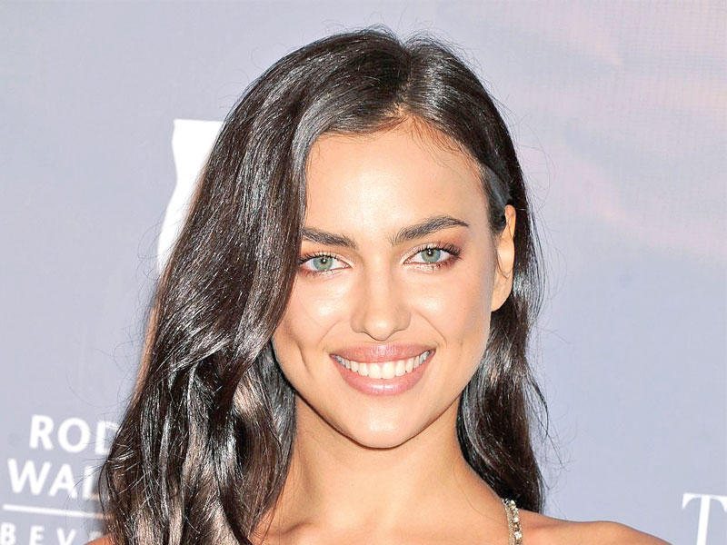 عارضة الأزياء الروسية الشهيرة إيرينا شايك