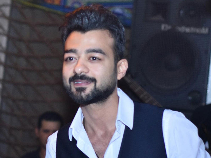 الفنان المصري هيثم شاكر