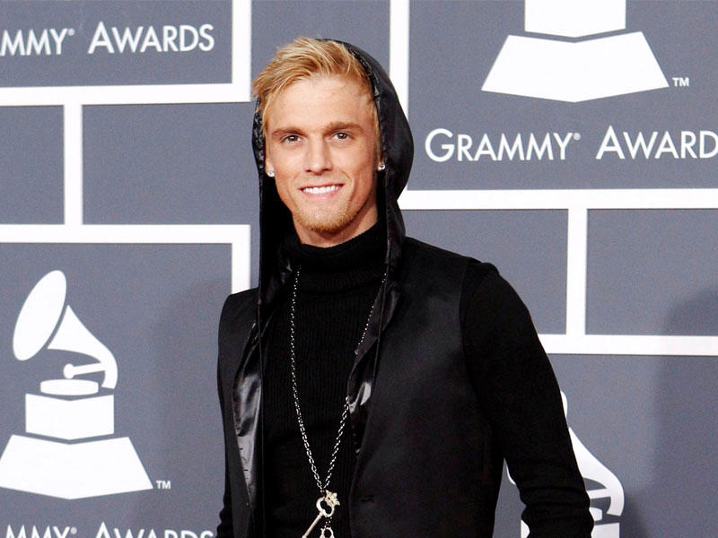 المغني آرون كارتر