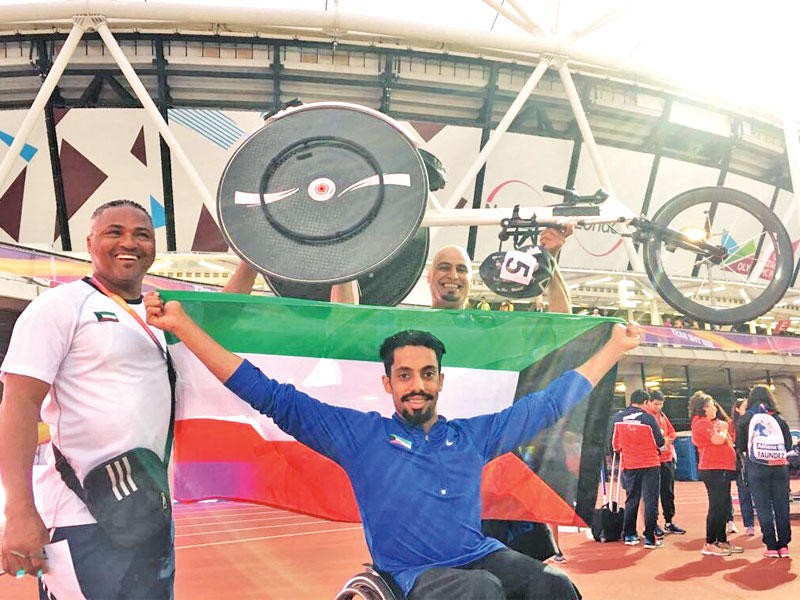 البطل الأولمبي أحمد نقا عقب فوزه بالميدالية الذهبية