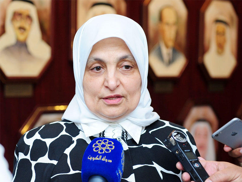  وزيرة الشؤون الاجتماعية والعمل هند الصبيح 