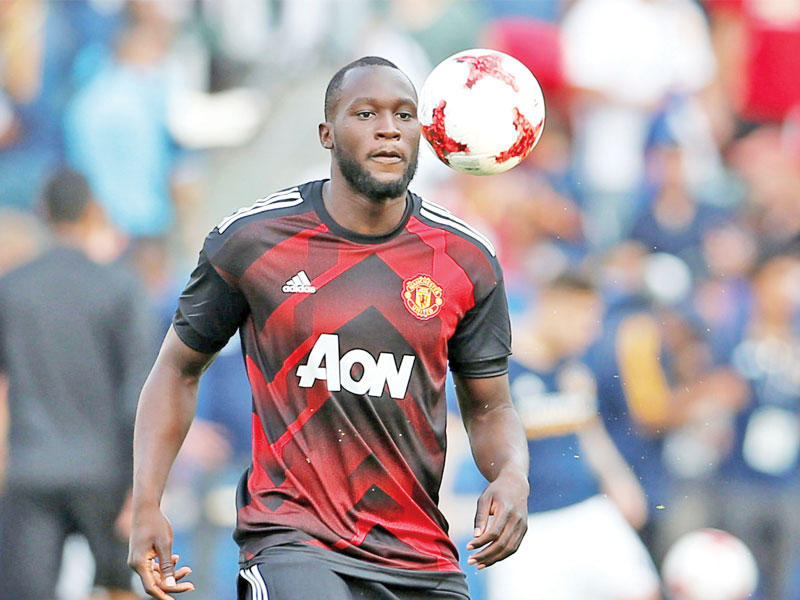 لوكاكو نجم مانشستر يونايتد